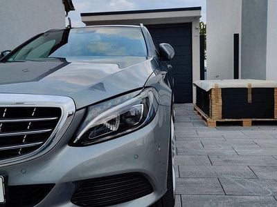 Mercedes 220