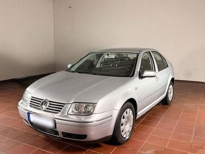 Silber Gebraucht 2002 VW Bora Limousine | 3.000 € (Fairer Preis)