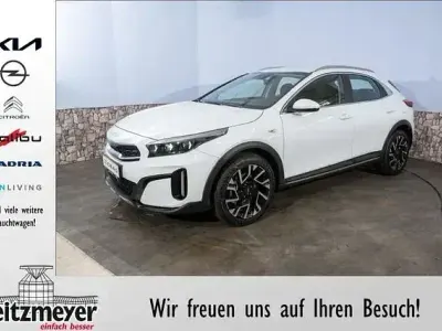 Używany Kia XCeed Vision 120 KM (88 kW) 2023 Biały SUV
