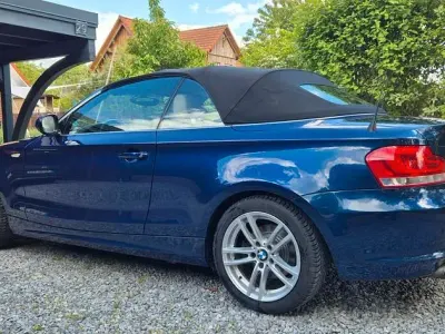 Gebraucht BMW 125 Cabriolet 218 PS (160 kW) 2011 Blau Cabrio