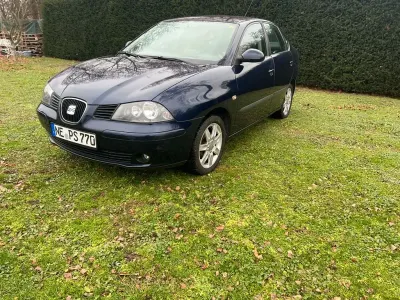 Gebraucht Seat Cordoba 101 PS (74 kW) 2008 Blau Limousine