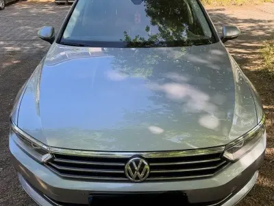 Gebraucht VW Passat 190 PS (139 kW) 2018 Silber Kombi