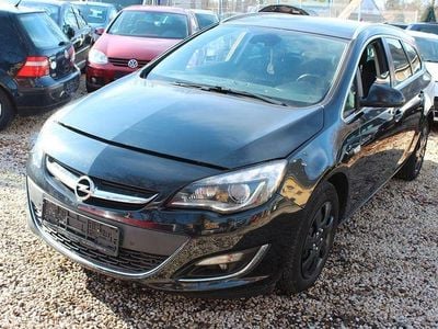 Gebraucht Opel Astra Innovation 165 PS (121 kW) 2013 Schwarz Kombi