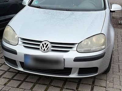 Gebraucht VW Golf 75 PS (55 kW) 2003 Silber Coupé