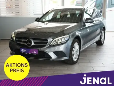 Gebraucht Mercedes C220 194 PS (142 kW) 2018 Selenitgrau Limousine