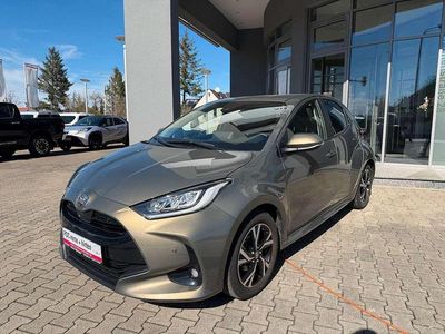Gebraucht Toyota Yaris Style 125 PS (91 kW) 2024 Manganbronze Kleinwagen