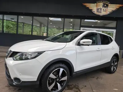 Gebraucht Nissan Qashqai N-Connecta 116 PS (85 kW) 2017 Super white SUV