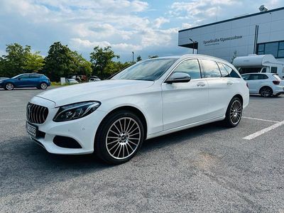 Gebraucht Mercedes C220 Avantgarde 170 PS (125 kW) 2015 Weiß Kombi