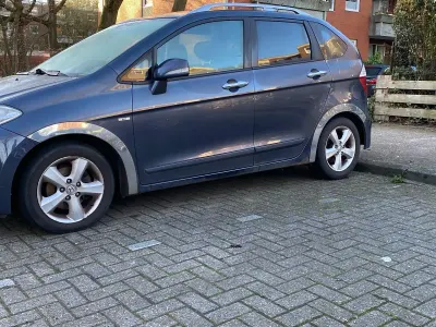 Occasion Honda FR-V Comfort 140 ch (102 kW) 2006 Bleue Monospace