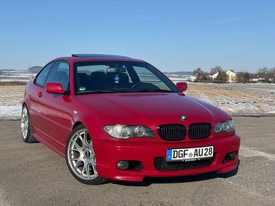 Rot Gebraucht 2005 BMW 320 M Sport Coupé | 11.999 €