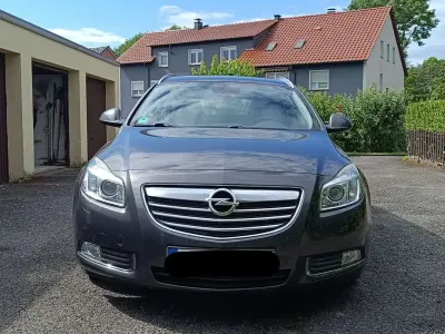Gebraucht Opel Insignia Edition 140 PS (102 kW) 2009 Grau Kombi