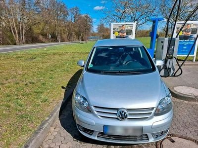Second-hand VW Golf Plus Cross Edition 102 CP (75 kW) 2006 Argintiu Monovolum