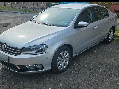 Usata VW Passat 120 CV (88 kW) 2011 Argento Berlina