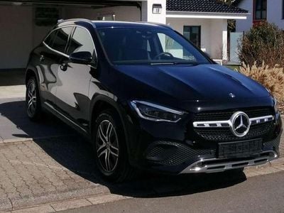 Usata Mercedes GLA200 Progressive 163 CV (119 kW) 2020 Nero SUV