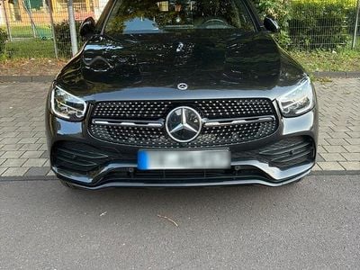 Mercedes GLC300