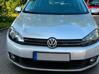 Gebraucht VW Golf VI Trendline 105 PS (77 kW) 2011 Grau Kleinwagen
