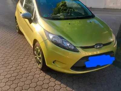 Używany Ford Fiesta 80 KM (58 kW) 2009 Zielony Hatchback