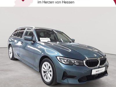 Gebraucht BMW 330 Advantage 184 PS (135 kW) 2021 Blue ridge mountain metallic Kombi