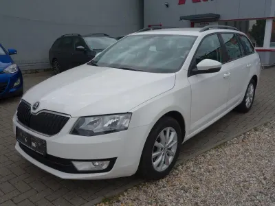 Gebraucht Skoda Octavia Ambition 110 PS (80 kW) 2015 Weiß Kombi