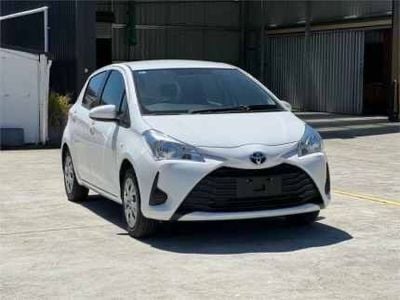 Gebraucht Toyota Yaris 72 PS (52 kW) 2019 Weiß Limousine