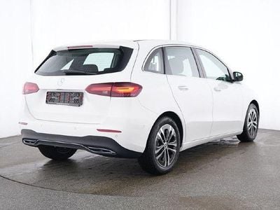 Mercedes B200