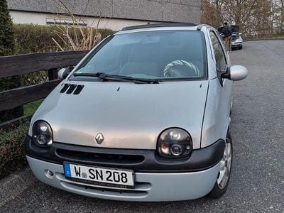 Gebraucht Renault Twingo Dynamique 75 PS (55 kW) 2005 Silber Kleinwagen
