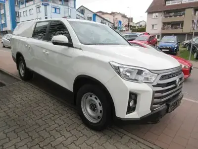 Gebraucht SsangYong Musso Crystal 475 PS (349 kW) 2022 Weiß Pickup