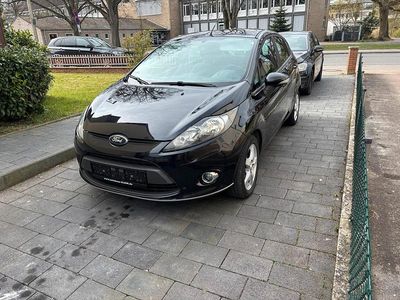 Gebraucht Ford Fiesta 81 PS (59 kW) 2011 Schwarz Kleinwagen