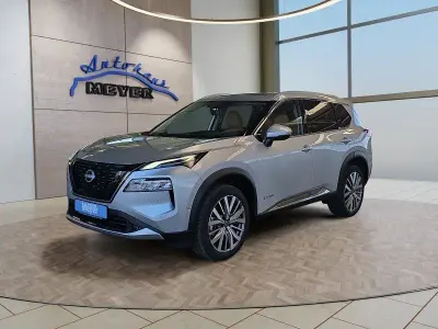 Nuova Nissan X-Trail Tekna+ 213 CV (156 kW) 2026 Argento SUV