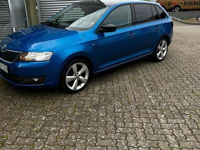 gebraucht Skoda Rapid 1.4 TSI DSG Elegance Elegance