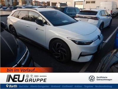 Weiß Gebraucht 2024 VW ID.7 Pro Kombi | 44.489 € (Superpreis)