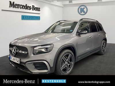 Mercedes GLB220