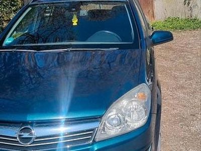 Usata Opel Astra 90 CV (66 kW) 2008 Verde Station wagon