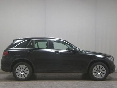 Gebraucht Mercedes GLC300e 320 PS (235 kW) 2021 Schwarz SUV
