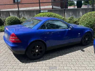 Gebraucht Mercedes SLK200 136 PS (100 kW) 1999 Blau Cabrio