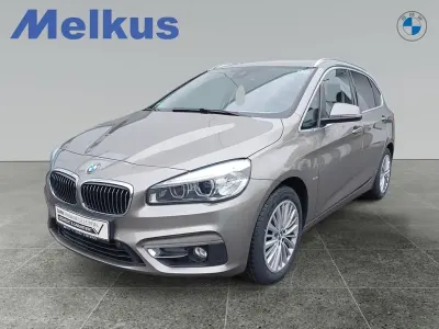 Gebraucht BMW 218 Active Tourer Luxury Line 150 PS (110 kW) 2017 Silber Van / Kleinbus