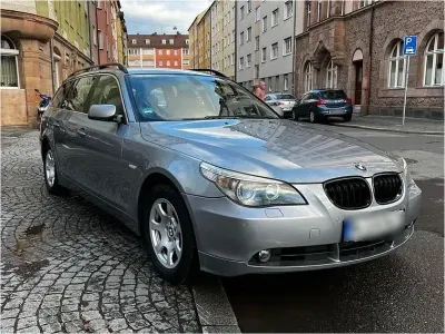 Gebraucht BMW 520 163 PS (119 kW) 2006 Silber Kombi