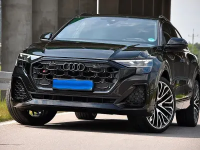 Gebraucht Audi Q8 S-Line 340 PS (250 kW) 2025 Schwarz SUV