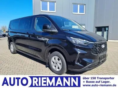 Neu Ford Tourneo Custom 136 PS (100 kW) 2026 Schwarz Van