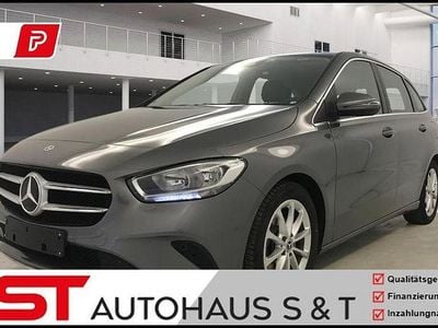 Grau Gebraucht 2019 Mercedes B180 Progressive Van / Kleinbus | 19.480 € (Fairer Preis)