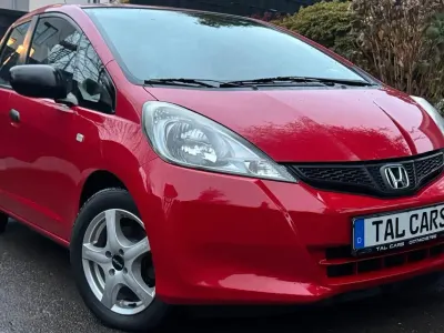 Gebraucht Honda Jazz S 90 PS (66 kW) 2014 Rot Kleinwagen