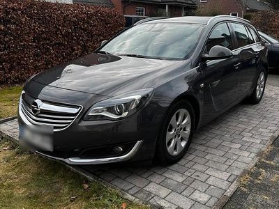 Gebraucht Opel Insignia 163 PS (119 kW) 2014 Grau Kombi