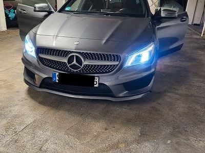 Mercedes CLA200