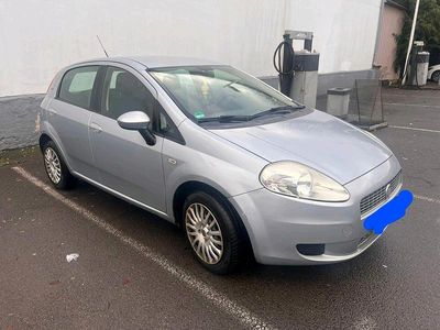 Gebraucht Fiat Punto 75 PS (55 kW) 2009 Silber Kleinwagen