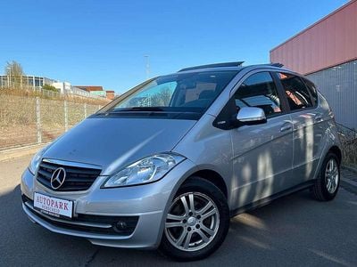 Gebraucht Mercedes A160 82 PS (60 kW) 2011 Silber Limousine