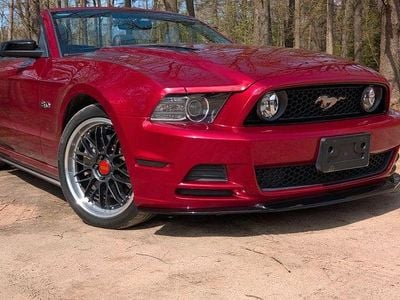Usata Ford Mustang 426 CV (313 kW) 2014 Rosso Cabrio