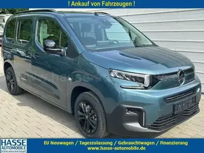 Neu Citroën e-Berlingo 131 PS (96 kW) 2025 Kiamablau metallic Van / Kleinbus