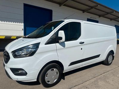 Begagnad Ford Transit Custom Trend 131 HK (96 kW) 2022 Vit Minibuss