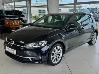 Gebraucht VW Golf VII Highline 150 PS (110 kW) 2017 Schwarz Limousine