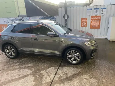 Gebraucht VW T-Roc R-line 150 PS (110 kW) 2022 Grau SUV